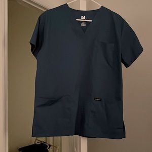 Women’s scrub set